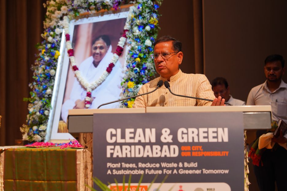 world-environment-day-2025-observed-at-amrita-hospital-faridabad